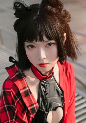免费看美女洗澡全身光子_DVD在线观看电视