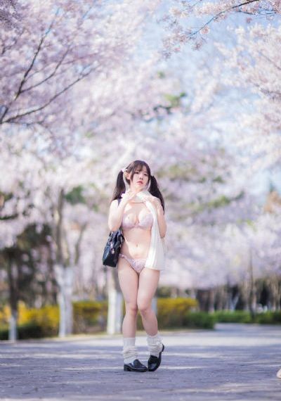 一个妈妈的女儿6在线_加长未删减版在线观看