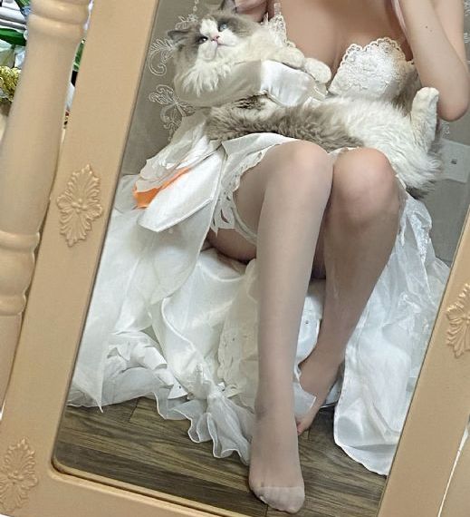 年轻漂亮的女邻居4_BD英语免费观看