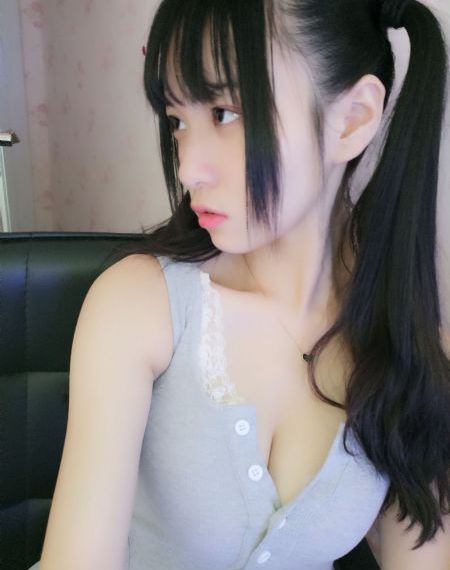 林老师的奶水_720在线手机播放