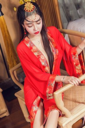 蔷薇风暴1至42集免费看_BD国语天堂在线