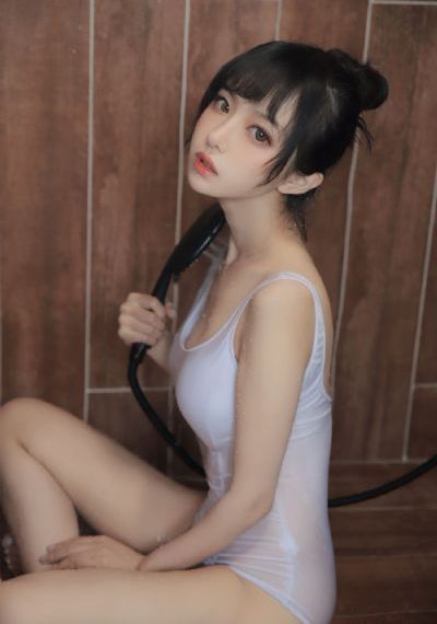 服装崩坏动漫免费观看_免费观看字幕