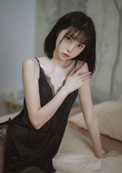 阁楼里的情人完整版_720视频大全