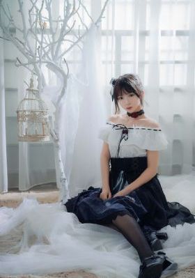 女女女女女_高清在线观看完整版
